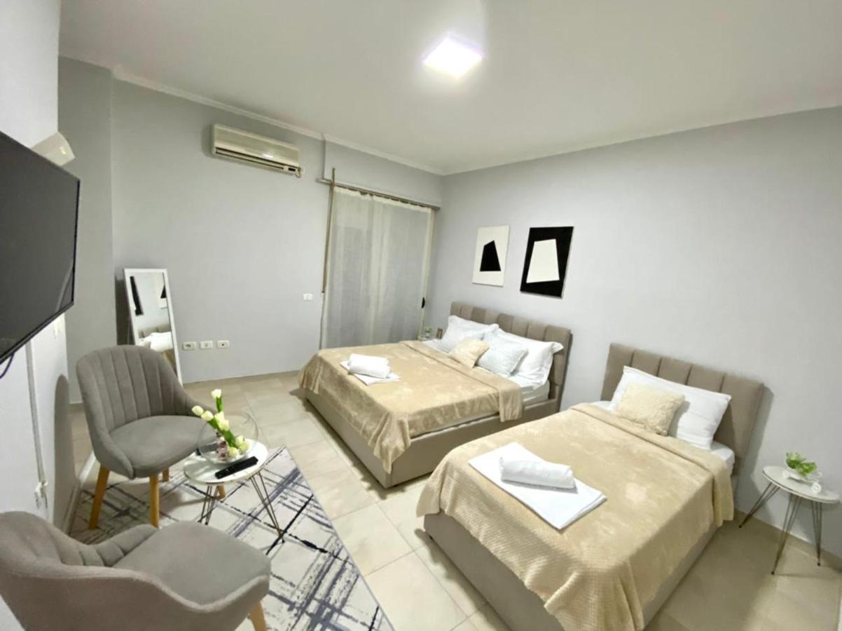 Chlo Apartment 1 Tirane Εξωτερικό φωτογραφία