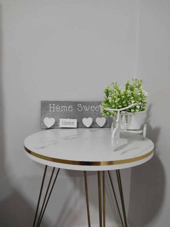 Chlo Apartment 1 Tirane Εξωτερικό φωτογραφία